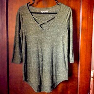 MUDD, 3/4 length sleeve criss cross tee